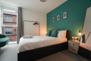 Stylish Two Bedroom Apartment in Kelham Island Sheffield by Eason Stays, Ideal For Weekend Getaways & Business Travellers - with Free parking! - 0
