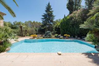 Prestigious 5-star garden villa - 2