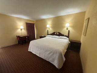 Motel Masquerade - Marksville - 0