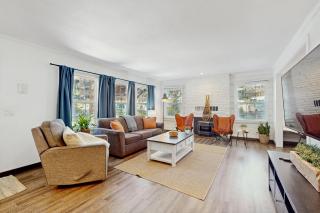 Manzanita Holiday 1 - 7