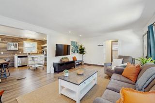 Manzanita Holiday 1 - 6