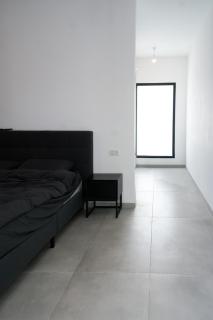 Velizabeth - - 2