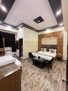 HOTEL S HOSPITALITY - Karol Bagh Metro & Ganga Ram Hospital - Neu-Delhi - 0