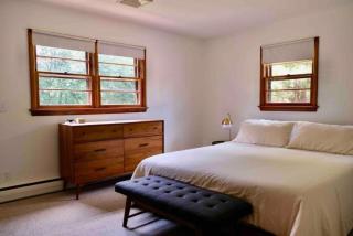 Charming Countryside Getaway - 6