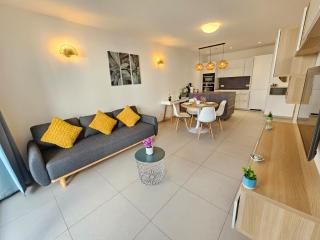 Relaxing 1 BR Flat with terrace and parking - Lussemburgo - 0