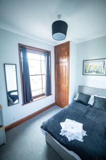 Sea View One Bedroom Apartment in Lowestoft by Eason Stays, Ideal For Weekend Getaways & Business Travellers - with Free parking! - Lowestoft - 7
