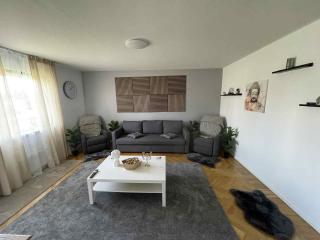 Cozy Apartment - 9