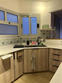 Modern 3BR Duplex in Einbay with Private Roof - 4