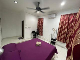 House near KT Atas Toll Netflix - 1