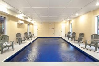 2Cabins 16BR Sleeps42 Hot Tub Indoor Pool and Gazebo - 0