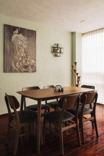 3BR in Condesa w Balcony, Roma Across St - 3