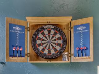 The Big Friendly - A family retreat, heated pool, hot tub, game room minutes away from DT OKC - 8