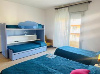 Large apartment for up to 9 guests - 7