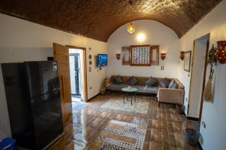The Village House - Spacious 4-Bedroom Nubian Home on Luxor West Bank - 9