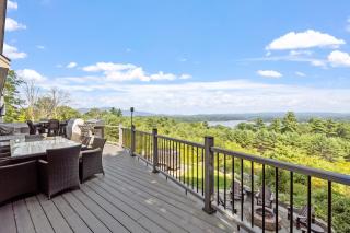 Lakeside Luxury Retreat with Winnipesaukee Views - 1
