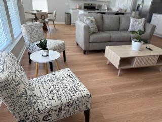 NEW HOUSE! 4BR Entire house Near Airport - 9
