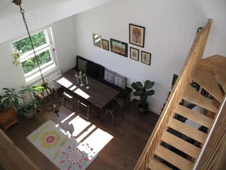 A Perfectly Peaceful Penthouse - 8