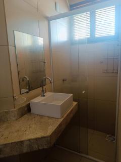 2 Quartos com banheiros em apto compartilhado - 1