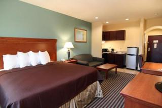 Executive Inn & Suites - Marlin - 2