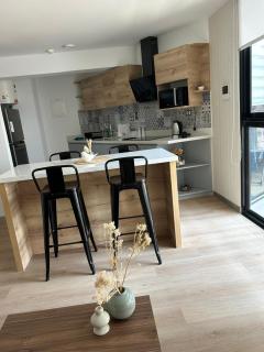 Luxury Towers Apartment 9th - 6