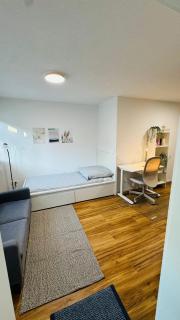 Cozy & small apartment-Böblingen - 0