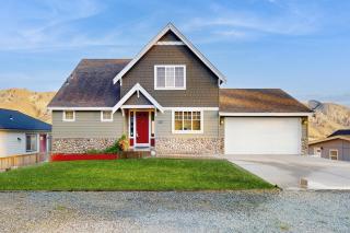 The Columbia Overlook - 0