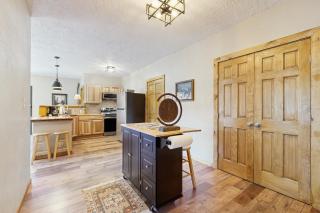 Romantic Mountain Retreat Near Vallecito Lake! - 3