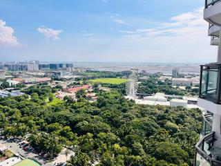 Radiance Manila Bay Bayview Comfort with Pool & Pet-Friendly - 1