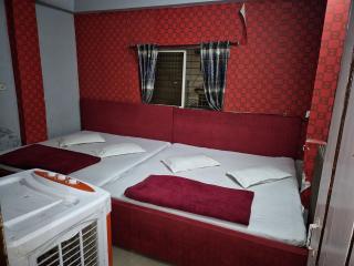 Hotel shivansh palace - 1