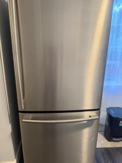 Bright & Chic 3-Bed Unit for Family or Business by UofA, Whyte Ave, Downtown in Edmonton - Edmonton - 2