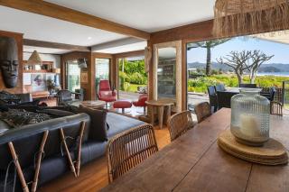 Shipshape Beach front Retreat - 1
