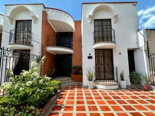 Cabo Hostel - 9