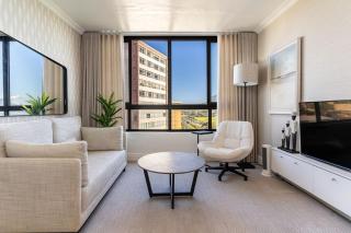 Modern 1 Bedroom Table Mountain View Hideaway, Milnerton - 2