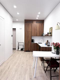Central Apartment with Mountain View - Almaty - 7