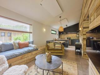 Cabin 22 - 8