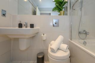 Central Luxury Apartment - Perfect for business stays - 1