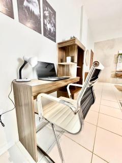 Apë Brazilian moderno no centro com ar condicionado - 1