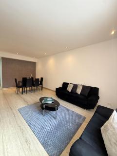 Elegant & Luxurious Apartment in Central Chacao - 5