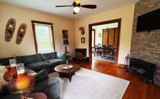 The Franklin House - 9