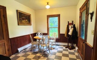 The Franklin House - 8