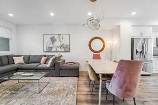 NoHo Modern Townhouse with Gorgeous Rooftop - 8