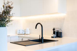 Surfrider - Beach front apartment with pool - 2