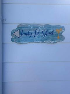 Funky Lil Shack - by the jetty - 9