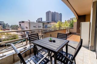 Luxury 2 Bedroom Apartment near Sandton City - Opulent Heights Grayston - 7