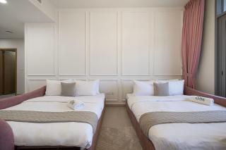 Bellevue Towers by Luxe Living - 7