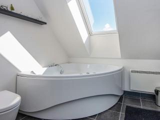 Panoramic Retreat with Spa - Ranum - 3