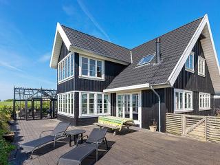 Panoramic Retreat with Spa - Ranum - 0