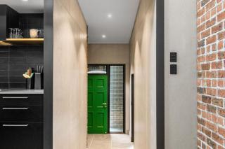 Belongil Laneway - 1