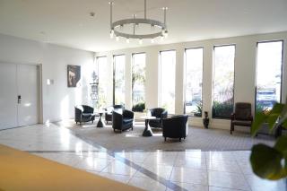 Golden Pebble Hotel - Wantirna - 1