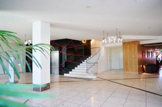 Golden Pebble Hotel - 2